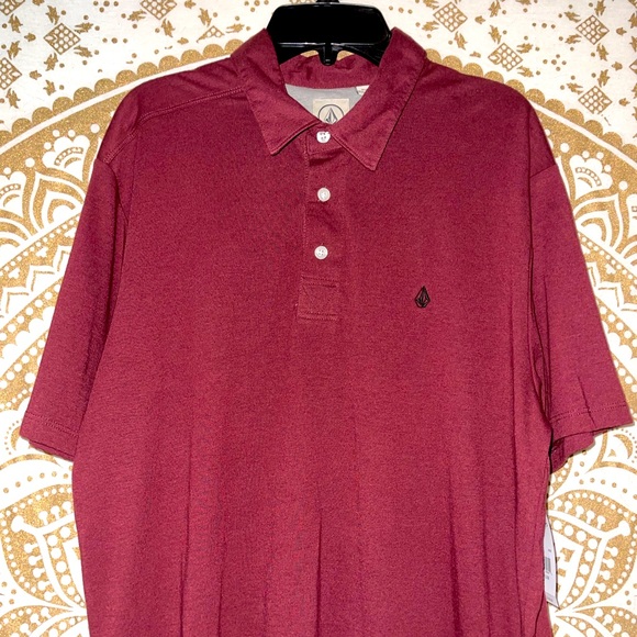 ✨HP✨ “VOLCOM” MEN’S NEW WITH ORIGINAL TAGS, BURGANDY BUTTON-UP POLO, SIZE MEDIUM - Picture 5 of 6